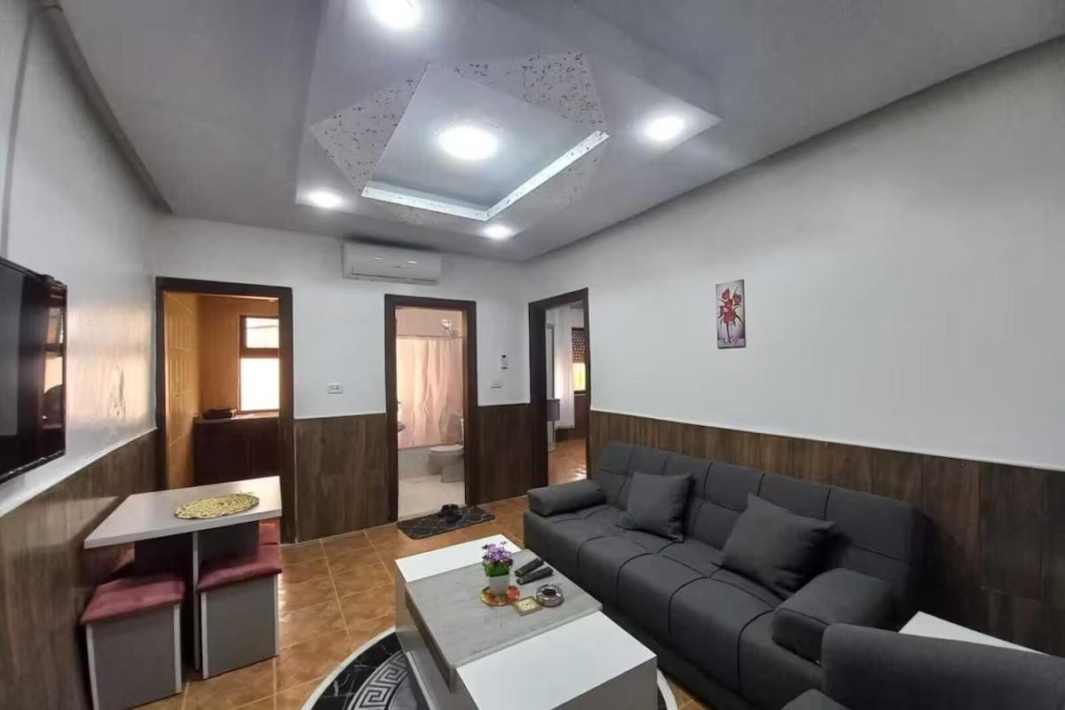 Al-Nujoom Hotel Suites 安曼 外观 照片