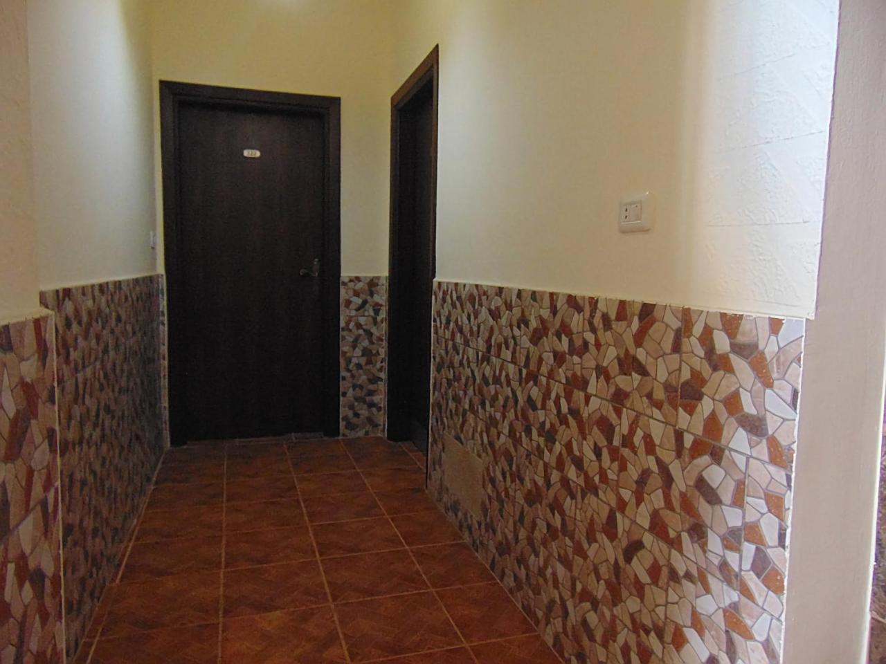 Al-Nujoom Hotel Suites 安曼 外观 照片