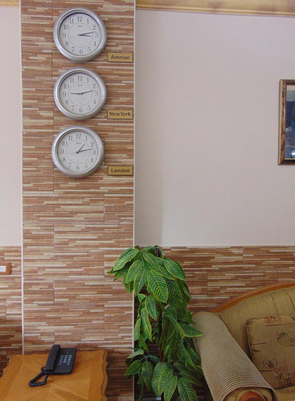 Al-Nujoom Hotel Suites 安曼 外观 照片